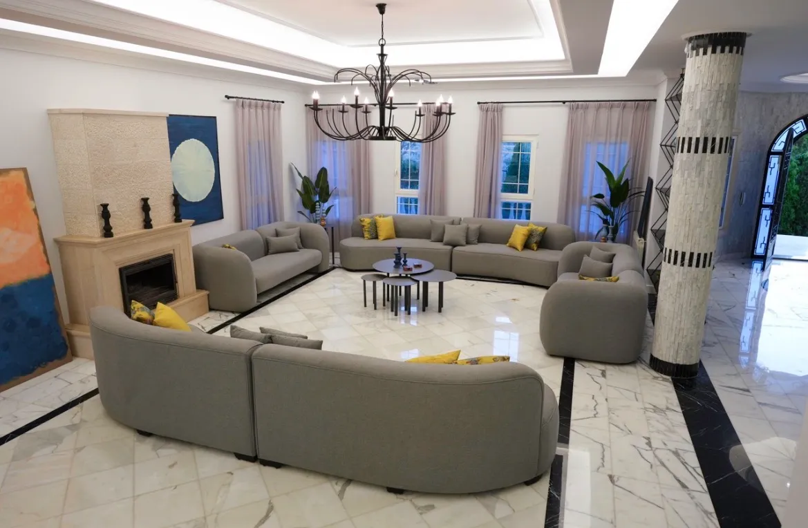 Blue villa — photo 4