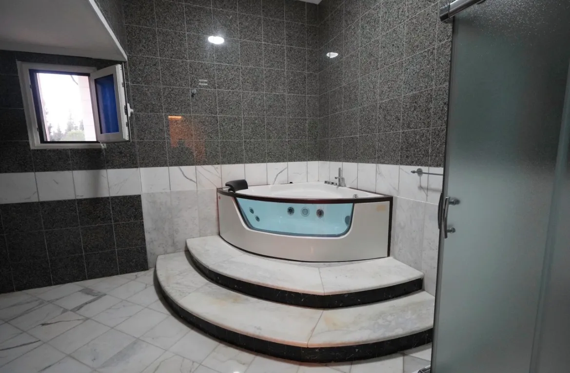 Blue villa — photo 8