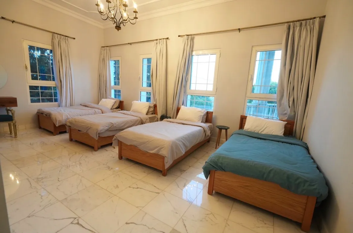 Blue villa — photo 9