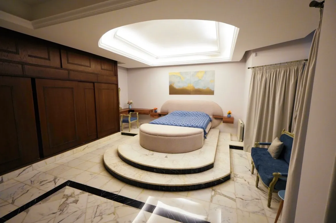 Blue villa — photo 10
