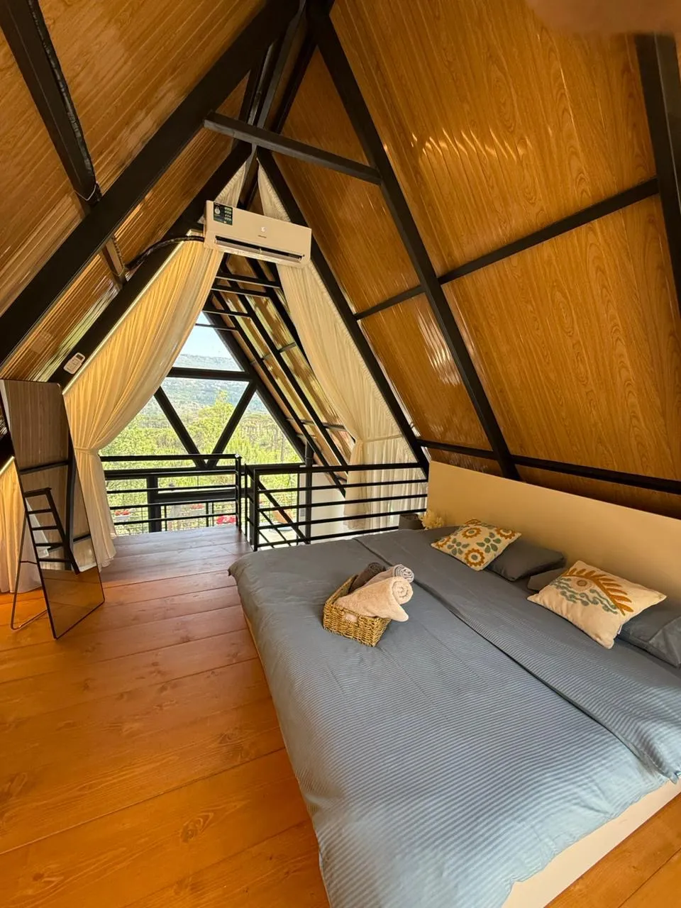 B Bungalow — photo 6