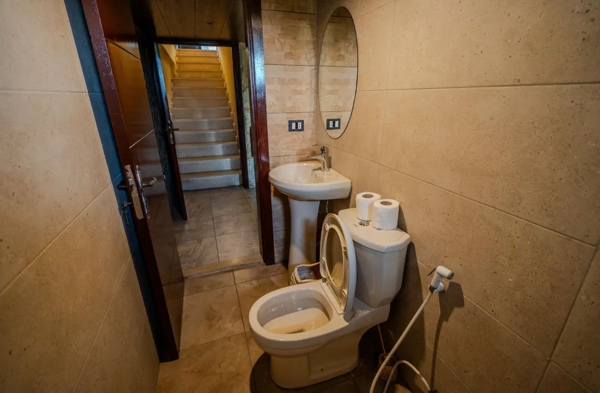 Old house — photo 9