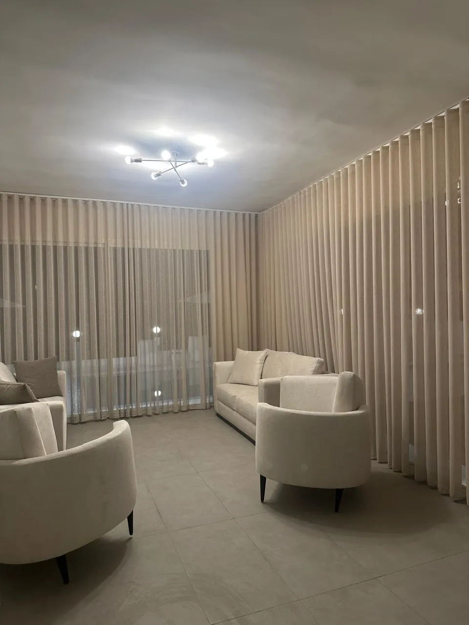 White guesthouse — photo 5